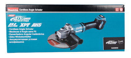 Förpackning till Makita 40V sladdlös vinkelslip, modellnummer GA023GZ, med produktbild och specifikationer på olika språk.