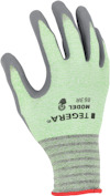 Grön arbetshandske med grå gummigrepp, svart text: "TEGERA MODEL 8634".