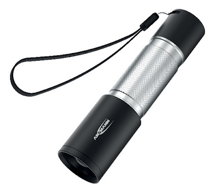 Svart ficklampa med silverfärgad greppyta och handledsrem. Märkt med "ANSMANN".